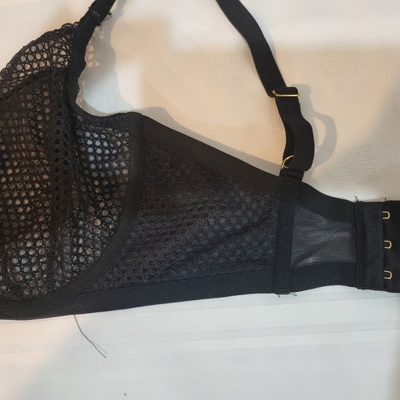 Victoria's Secret Black Mesh Bra - Picture 5 of 7